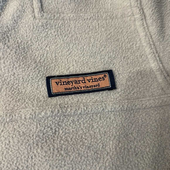Vineyard vines fleece pullover boys size 7. Good used condition - Picture 2 of 6